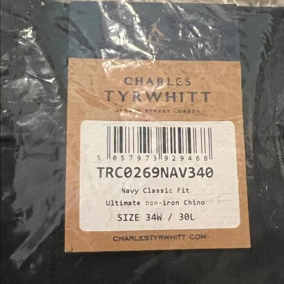 Charles Tyrwhitt Ultimate Non-Iron Chinos - Navy